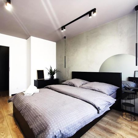 Gliniana Apartment ~ Self Check-In 24H ~ Lift Breslavia Exterior foto