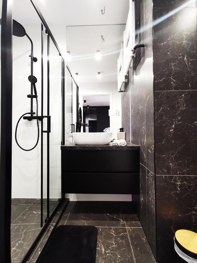 Gliniana Apartment ~ Self Check-In 24H ~ Lift Breslavia Exterior foto